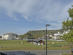 Photo 8- click for photo gallery